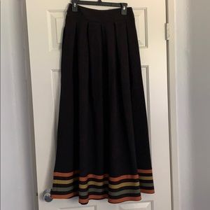 Long pleated skirt